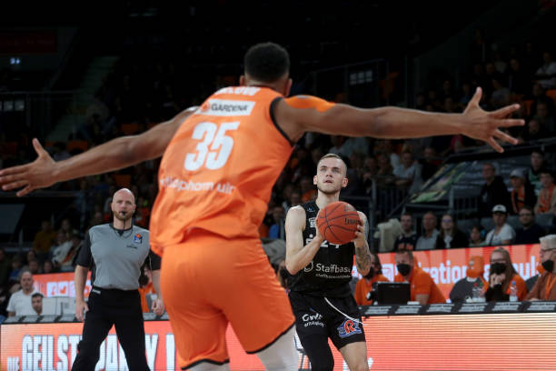 的后续跟踪 的后续跟踪