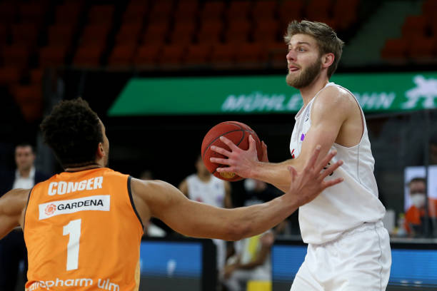 杯的成功奠 杯的成功奠