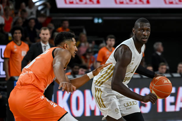 了他卓越的 了他卓越的